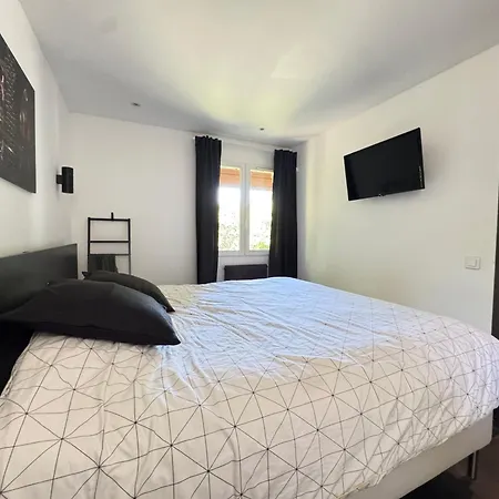 Вилла Belle Maison Avec Jacuzzi Et Piscine Chauffe *