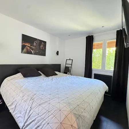 Belle Maison Avec Jacuzzi Et Piscine Chauffe *