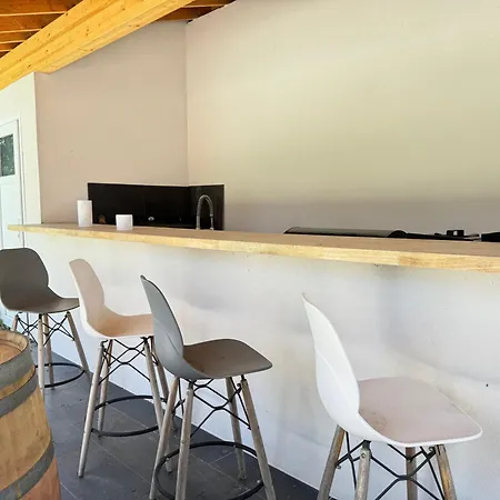 Belle Maison Avec Jacuzzi Et Piscine Chauffe Вилла