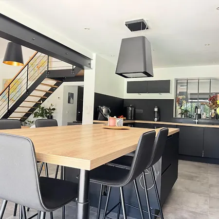 Вилла Belle Maison Avec Jacuzzi Et Piscine Chauffe
